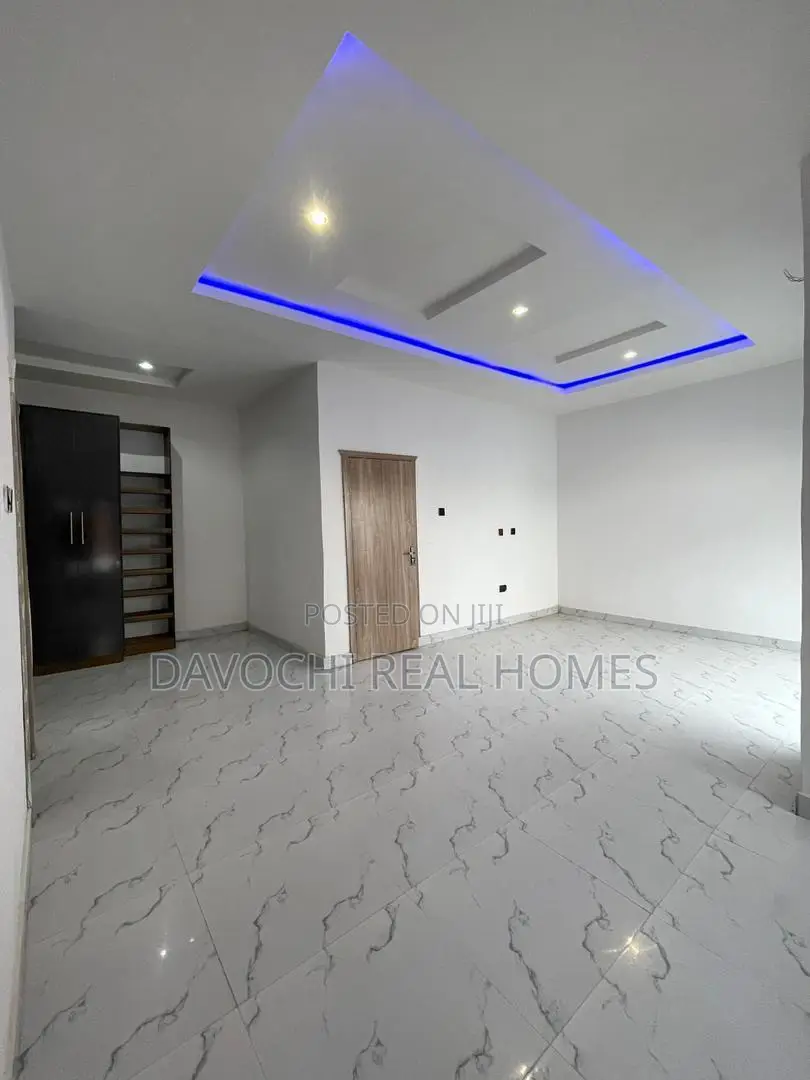 4bdrm Duplex in Orchid Road, Lekki Phase 2 for rent
