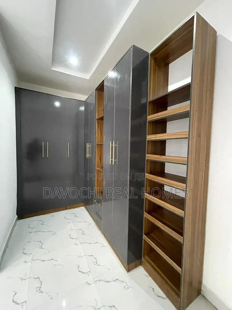 4bdrm Duplex in Orchid Road, Lekki Phase 2 for rent