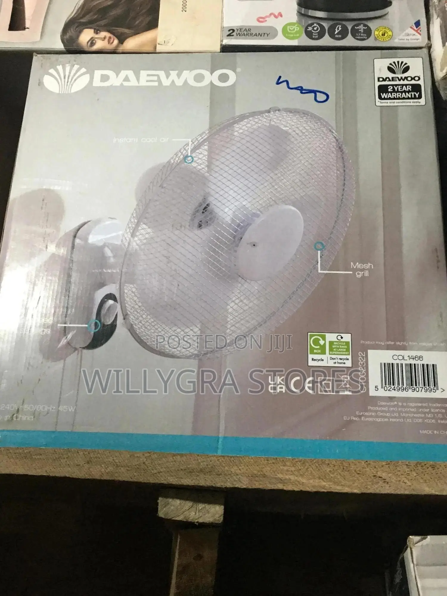 Daewoo Oscillating 3 Speed Wall Fan