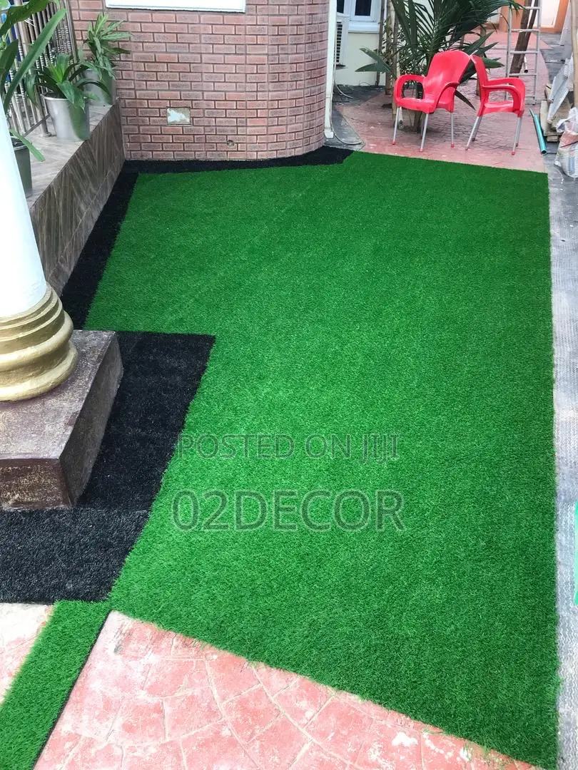 We Sell All Kinds Of Green Grass Rugs For Outdoor