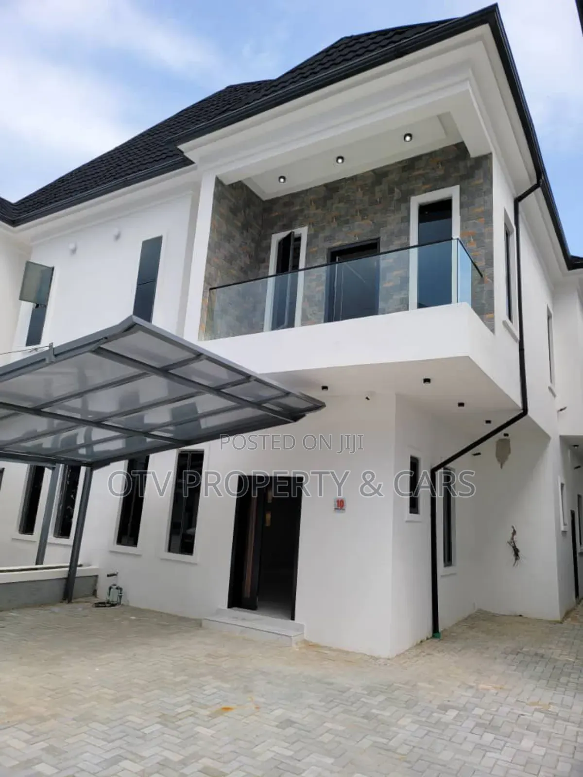 Furnished 4bdrm Duplex in Lekki for sale