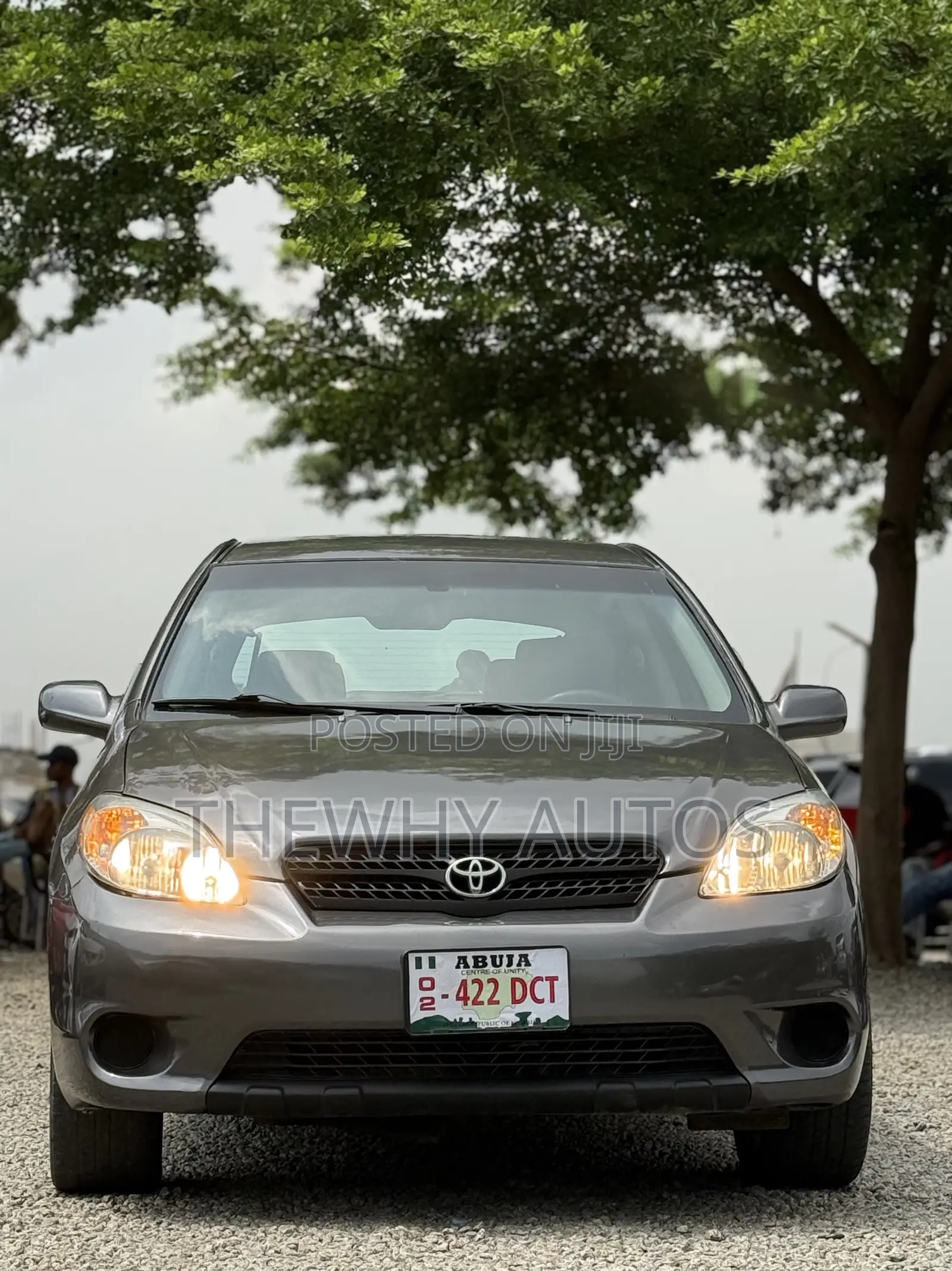 Toyota Matrix XR Hatchback FWD (1.8L 4cyl 4A) 2007 Gray
