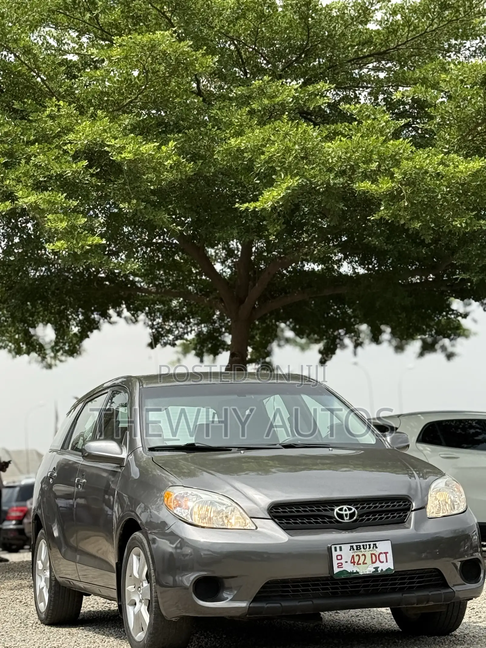 Toyota Matrix XR Hatchback FWD (1.8L 4cyl 4A) 2007 Gray