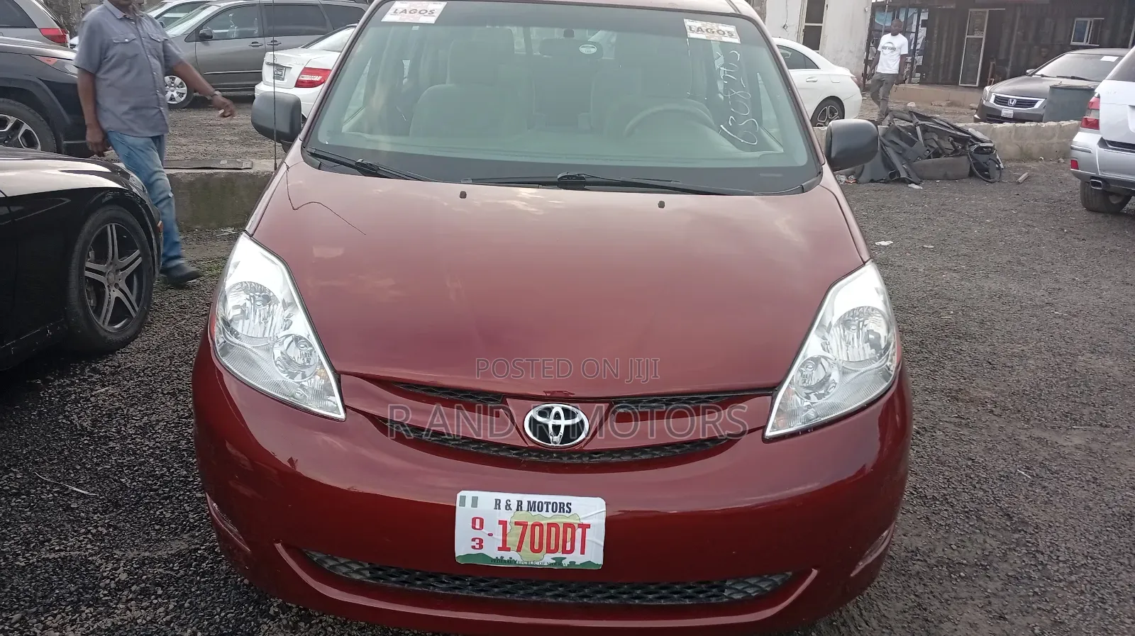 Toyota Sienna 2006 Red
