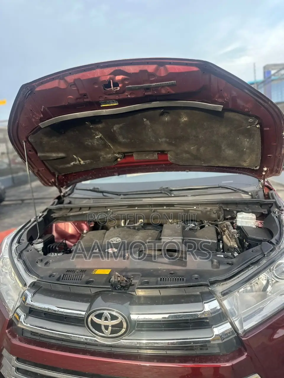 Toyota Highlander XLE 2019 Burgundy