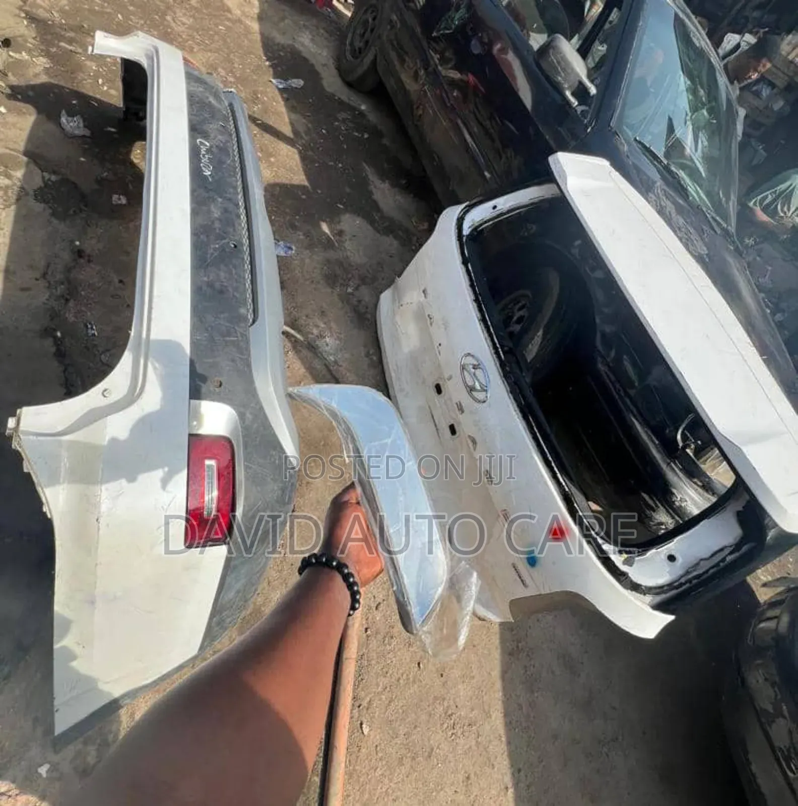 Booth and Complete Back Bumper Hyundai Palisade 2022