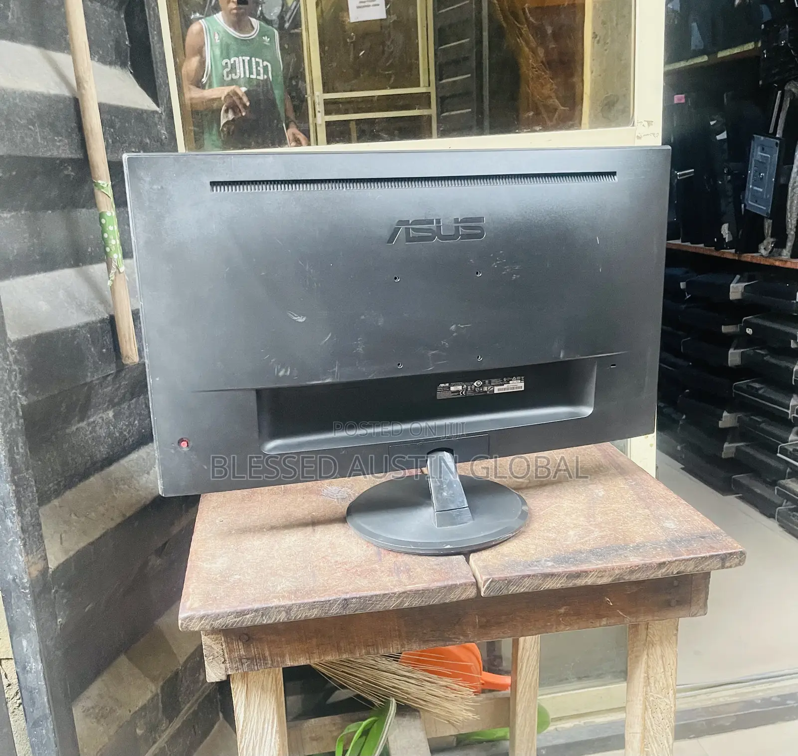 28 Inches Gaming Resolution Monitor