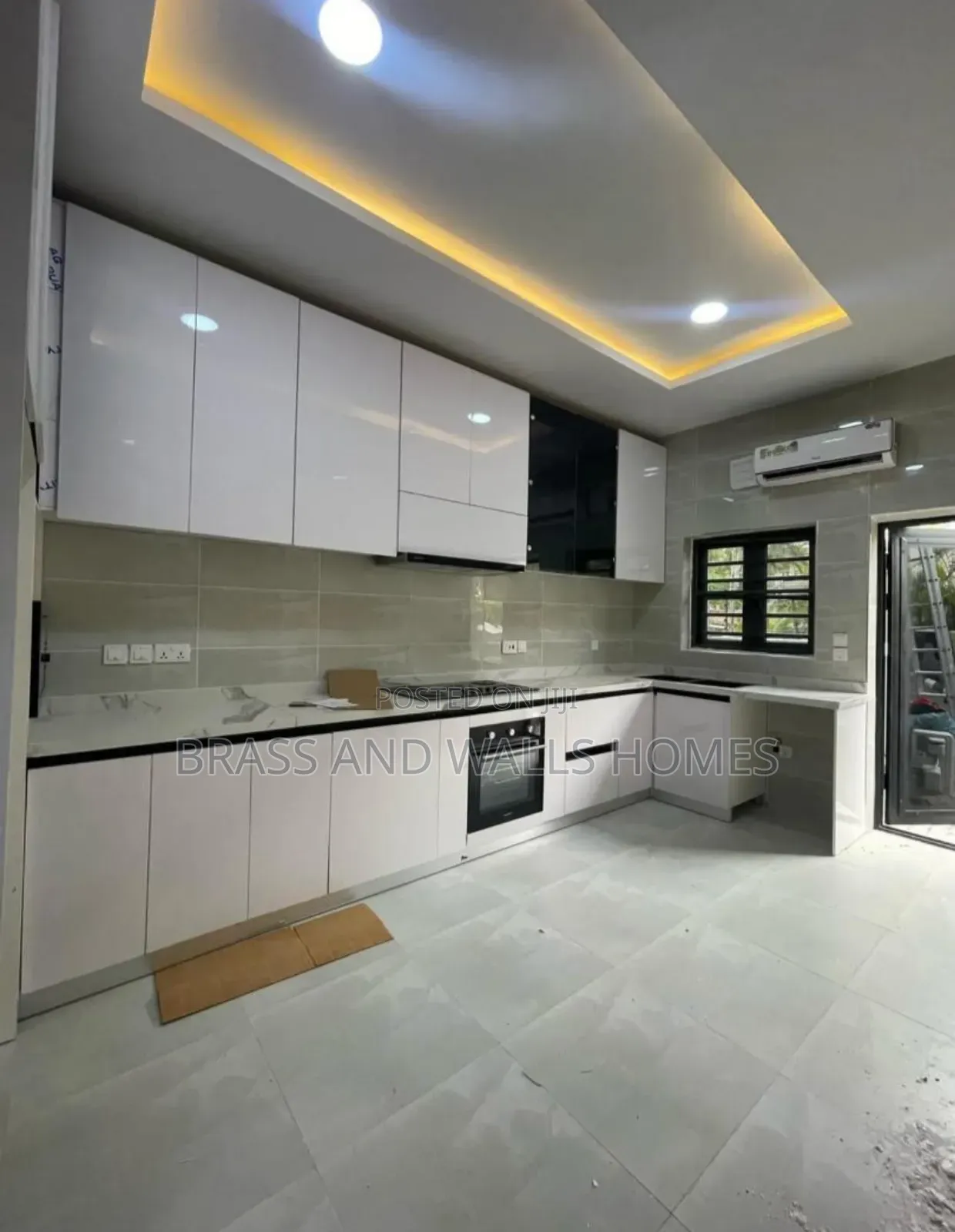 Furnished 5bdrm Duplex in Ikeja GRA for sale