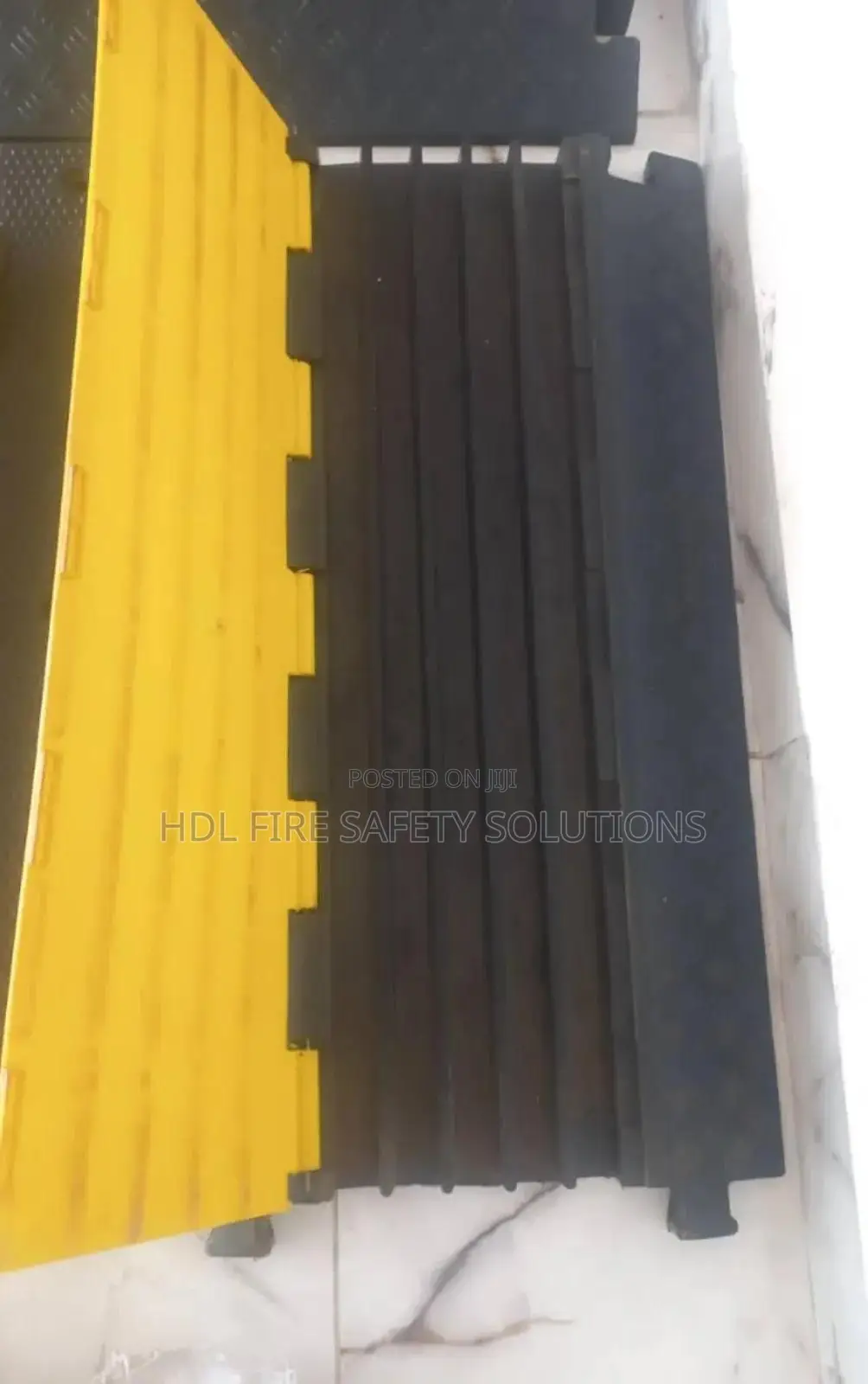 Heavy Duty Cable Protector (5 Channels)