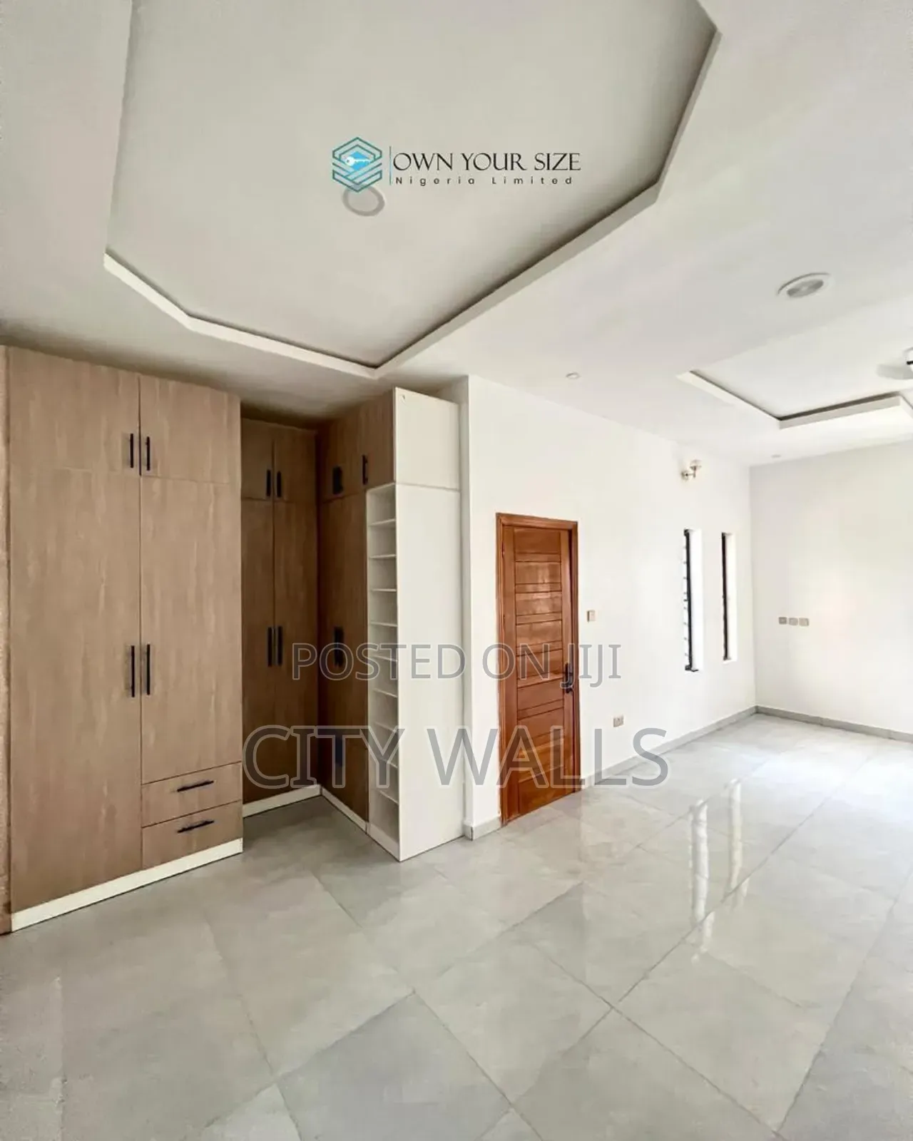 4bdrm Duplex in Chevron for rent
