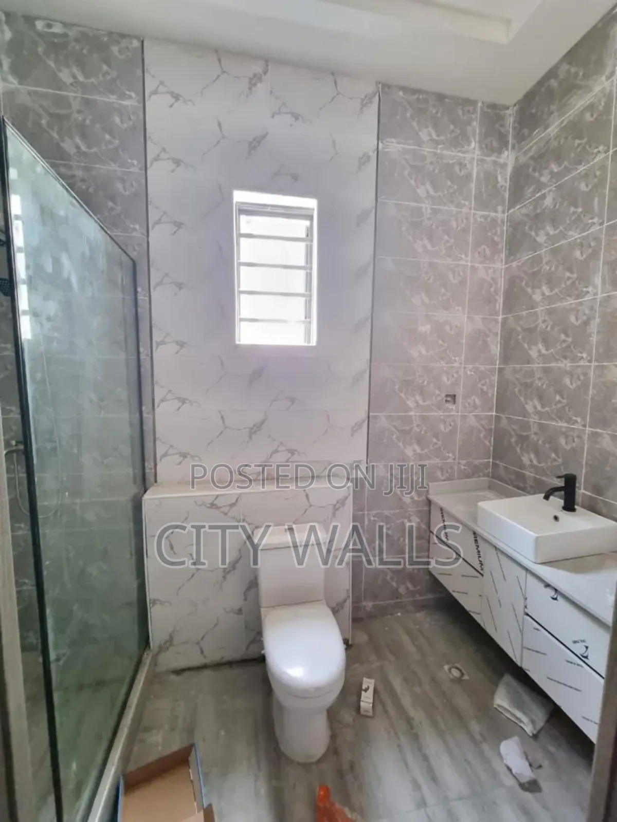 4bdrm Townhouse / Terrace in Ikota for rent