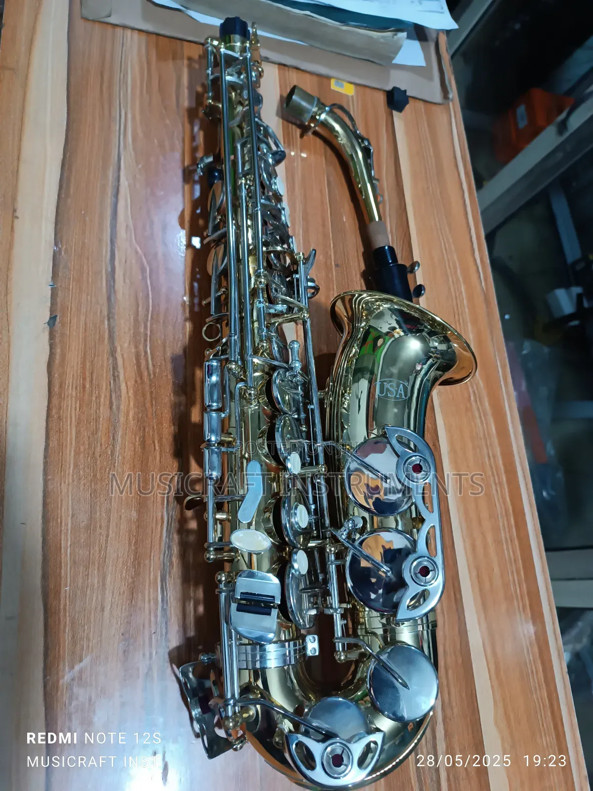 Usa Professional Tokunbo Alto Saxophone