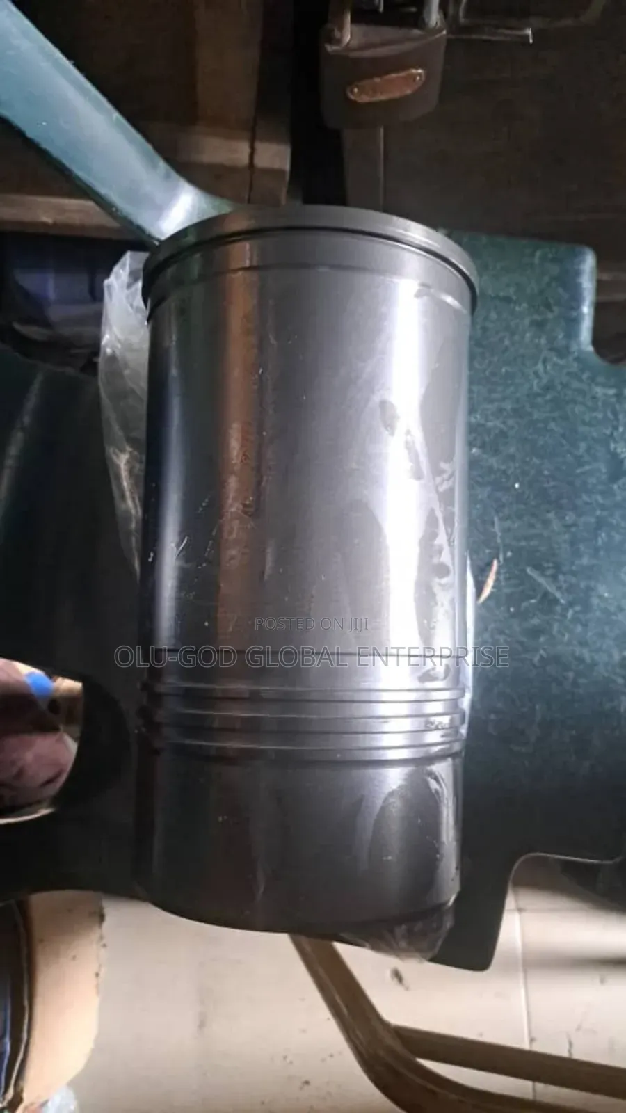 Cummins Sleeve 855