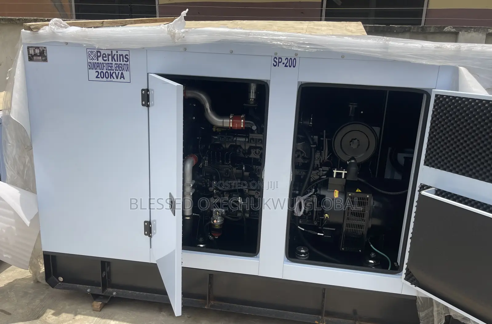 200kva Heavy Duty Original Perkins Soundproof Generator