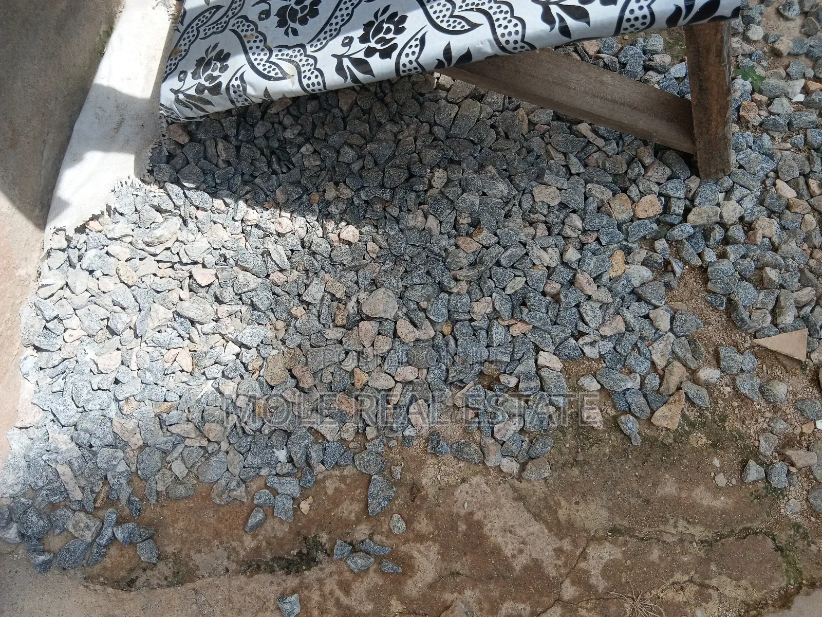 559. 330sqm Plot 4 Sale Oyadiran Estate Sabo Yaba Lagos