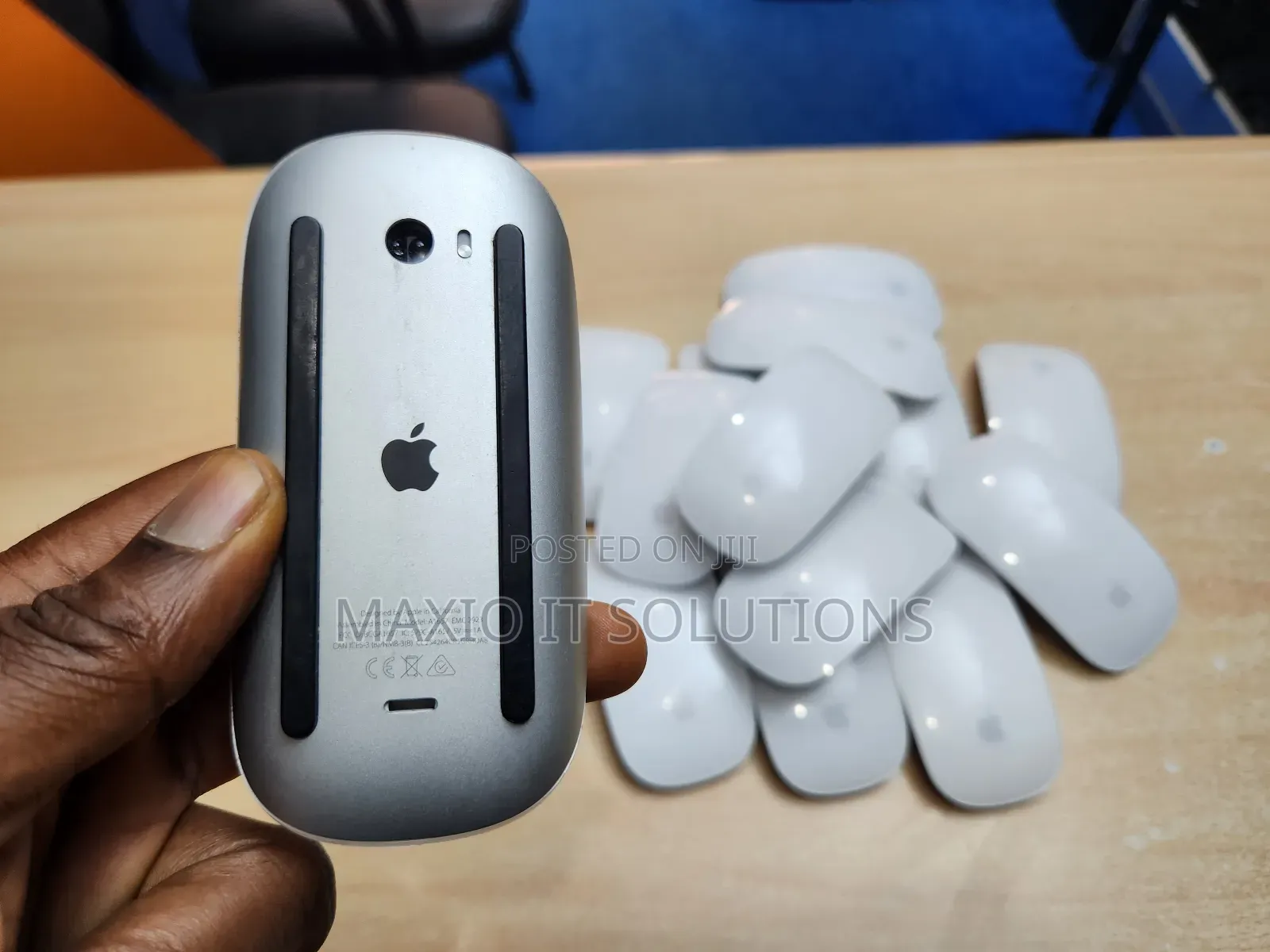 Apple Magic Mouse 2 - Rechargeable, Bluetooth, Wireless