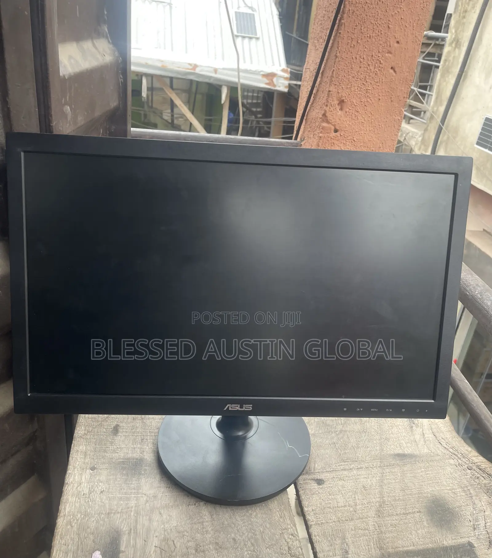 22 Inches Asus Monitor