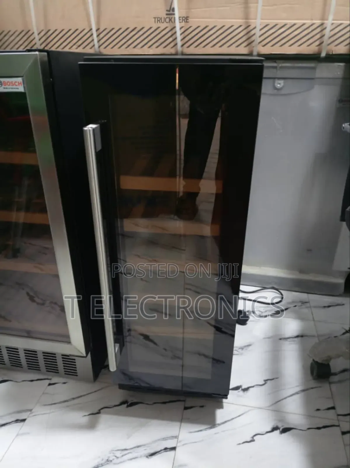 Medium Sized Wooden Wine Chiller