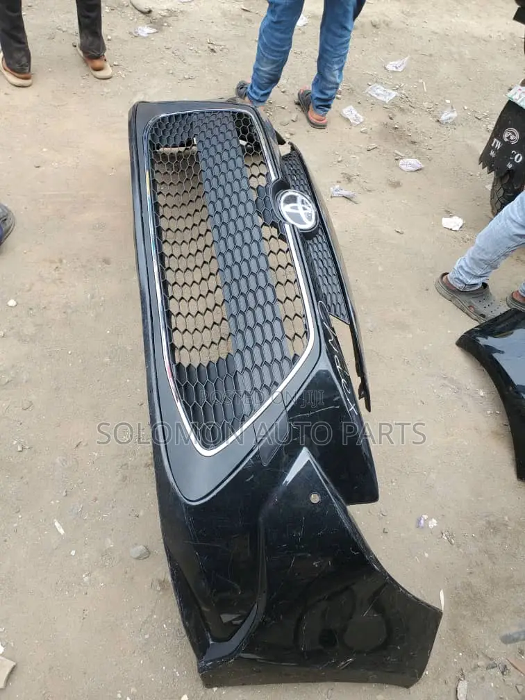 Front Bumper Corolla 2020 Le