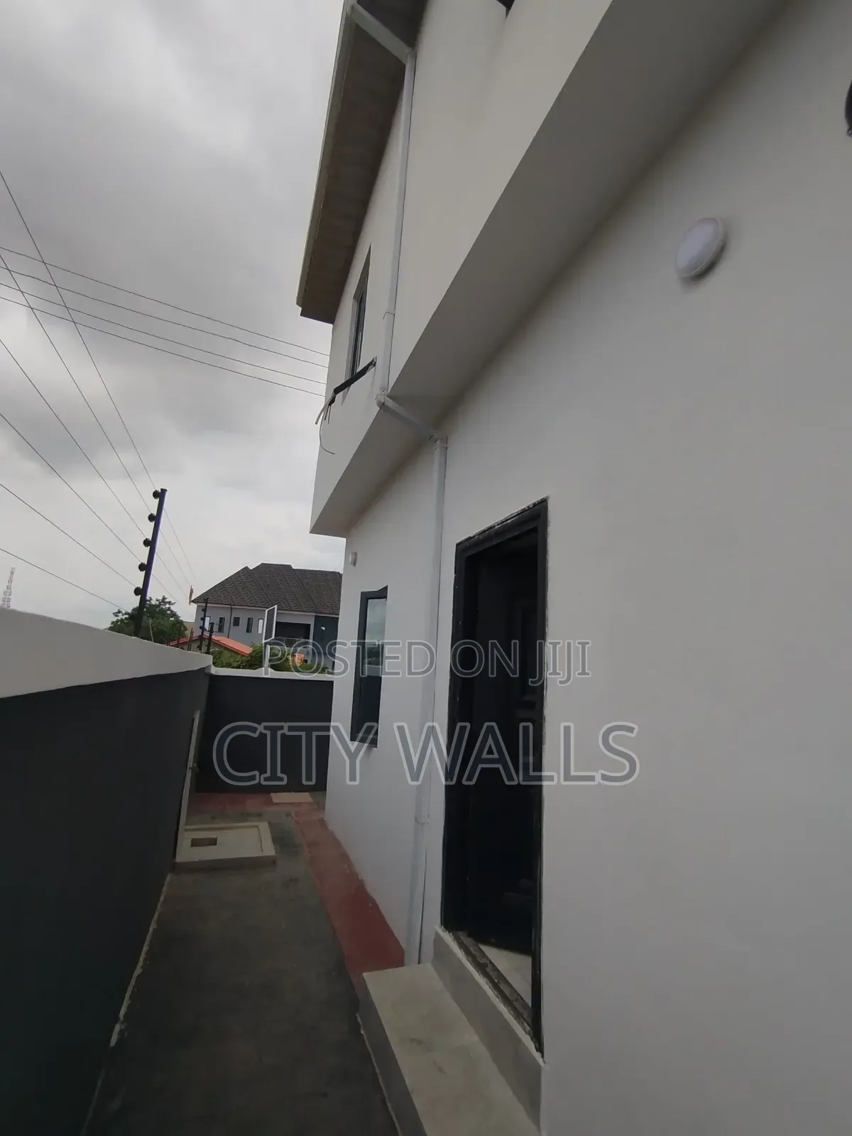 4bdrm Duplex in Seaside Estate, Badore for rent