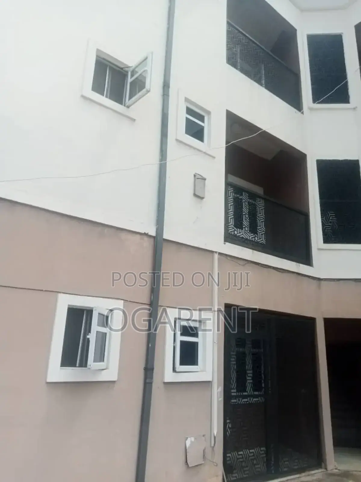 3bdrm Apartment in Benin City for rent