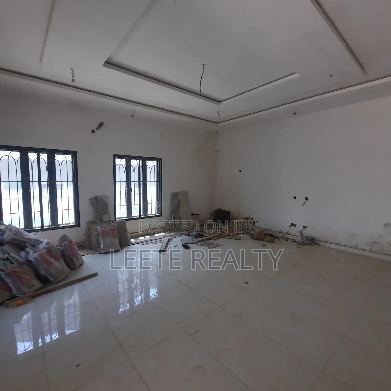 5bdrm Duplex in Galadimawa for sale