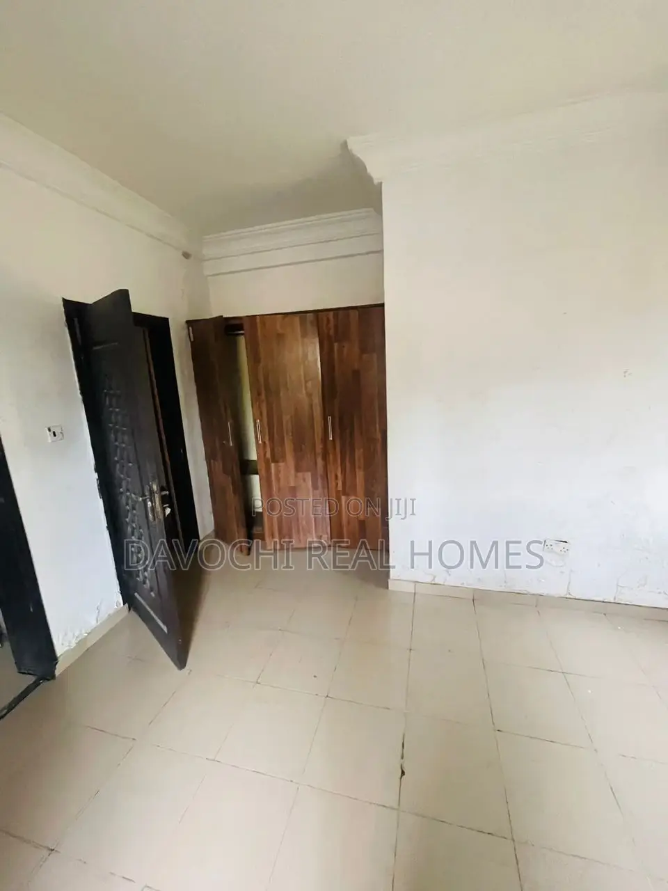 3bdrm Apartment in Ikota for rent