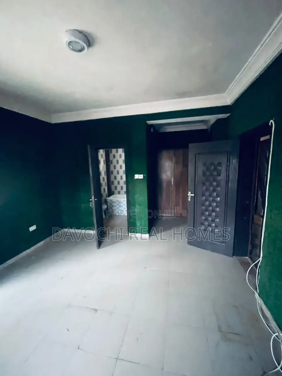3bdrm Apartment in Ikota for rent