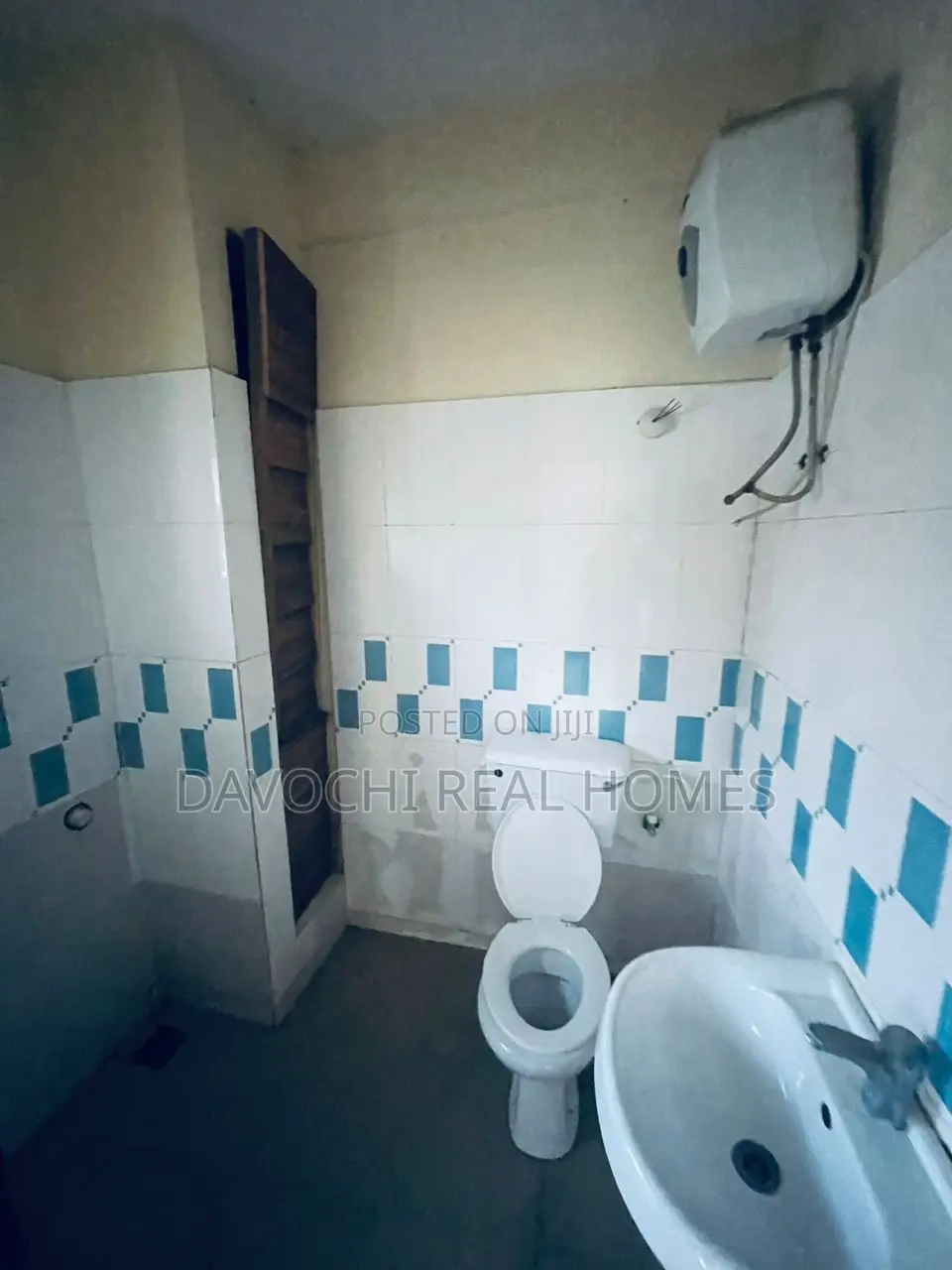 3bdrm Apartment in Ikota for rent
