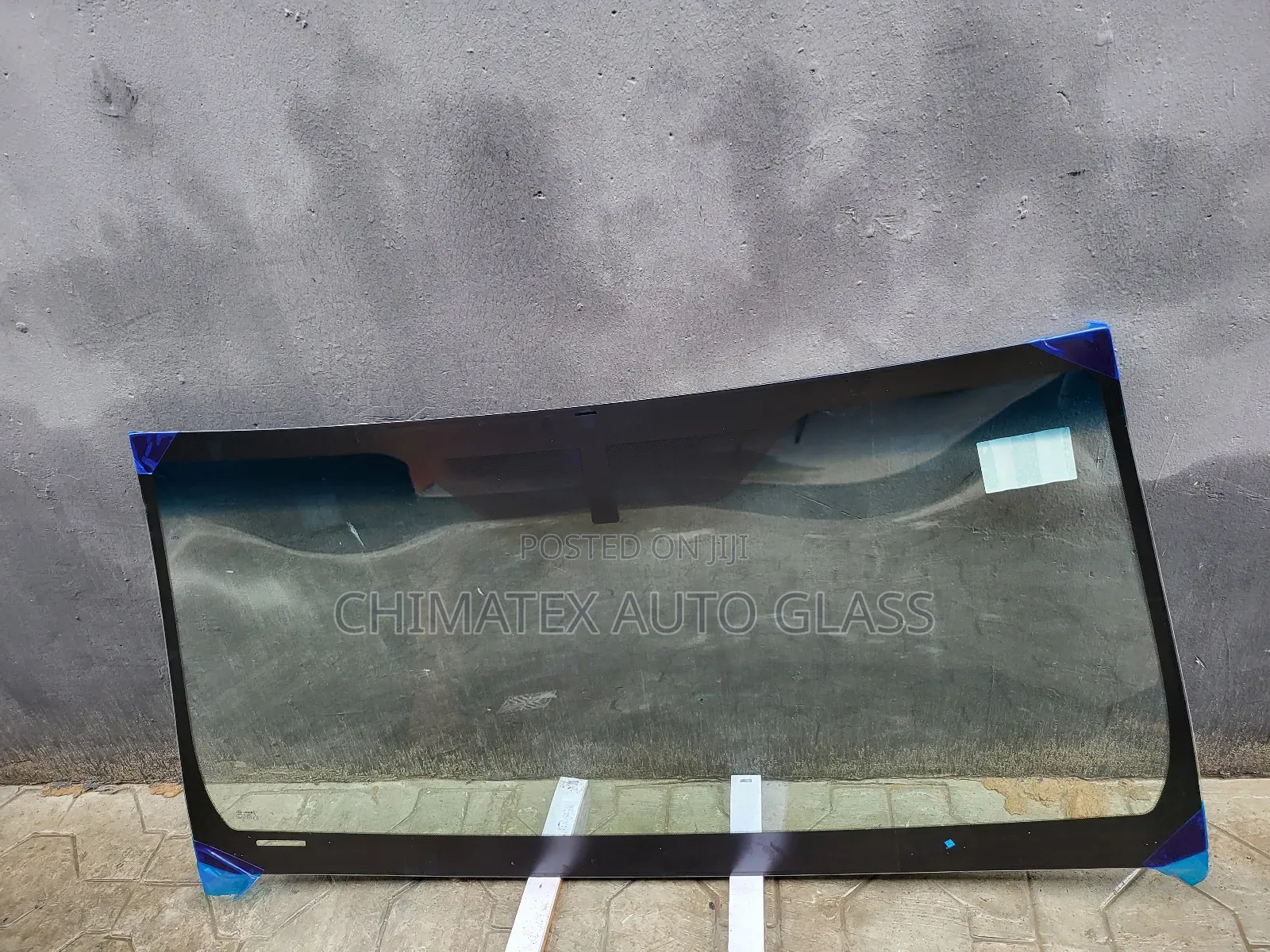 Toyota Prado 2014 Windscreen Glass We Deliver and Install