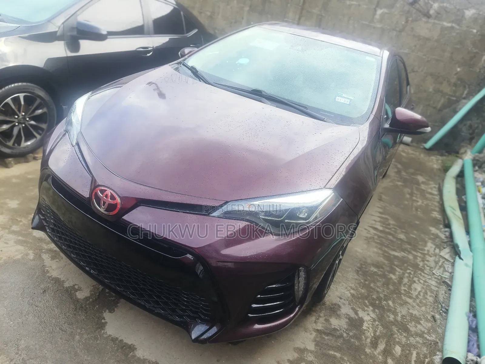 Toyota Corolla SE (1.8L 4cyl 6M) 2018 Burgundy