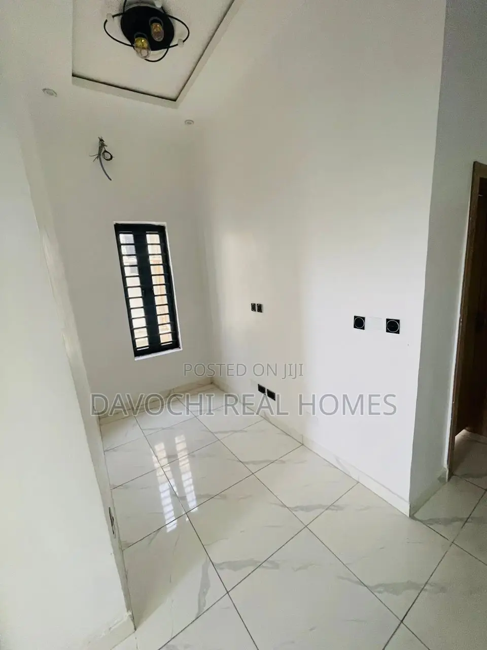 4bdrm Duplex in Ikota for rent