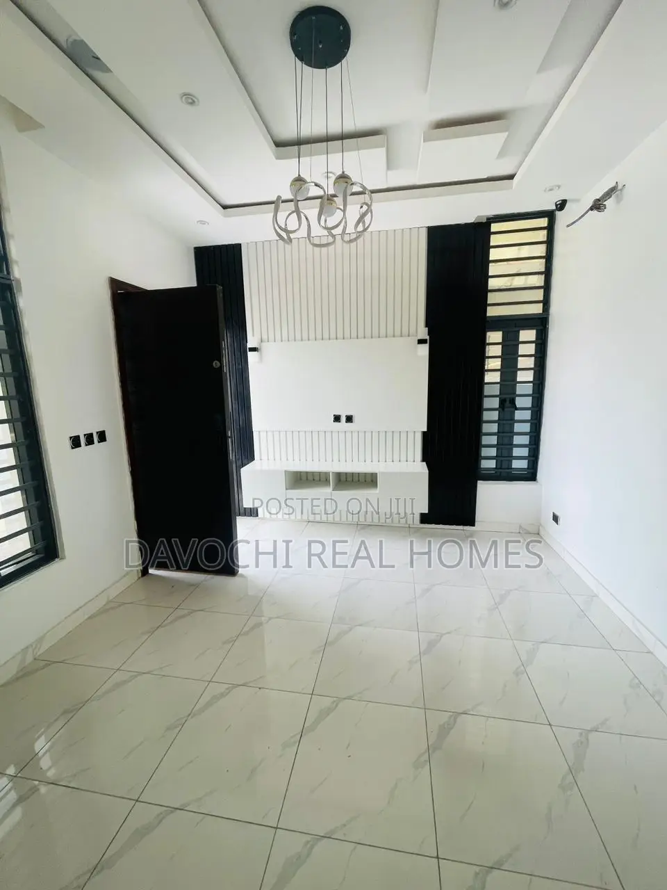 4bdrm Duplex in Ikota for rent