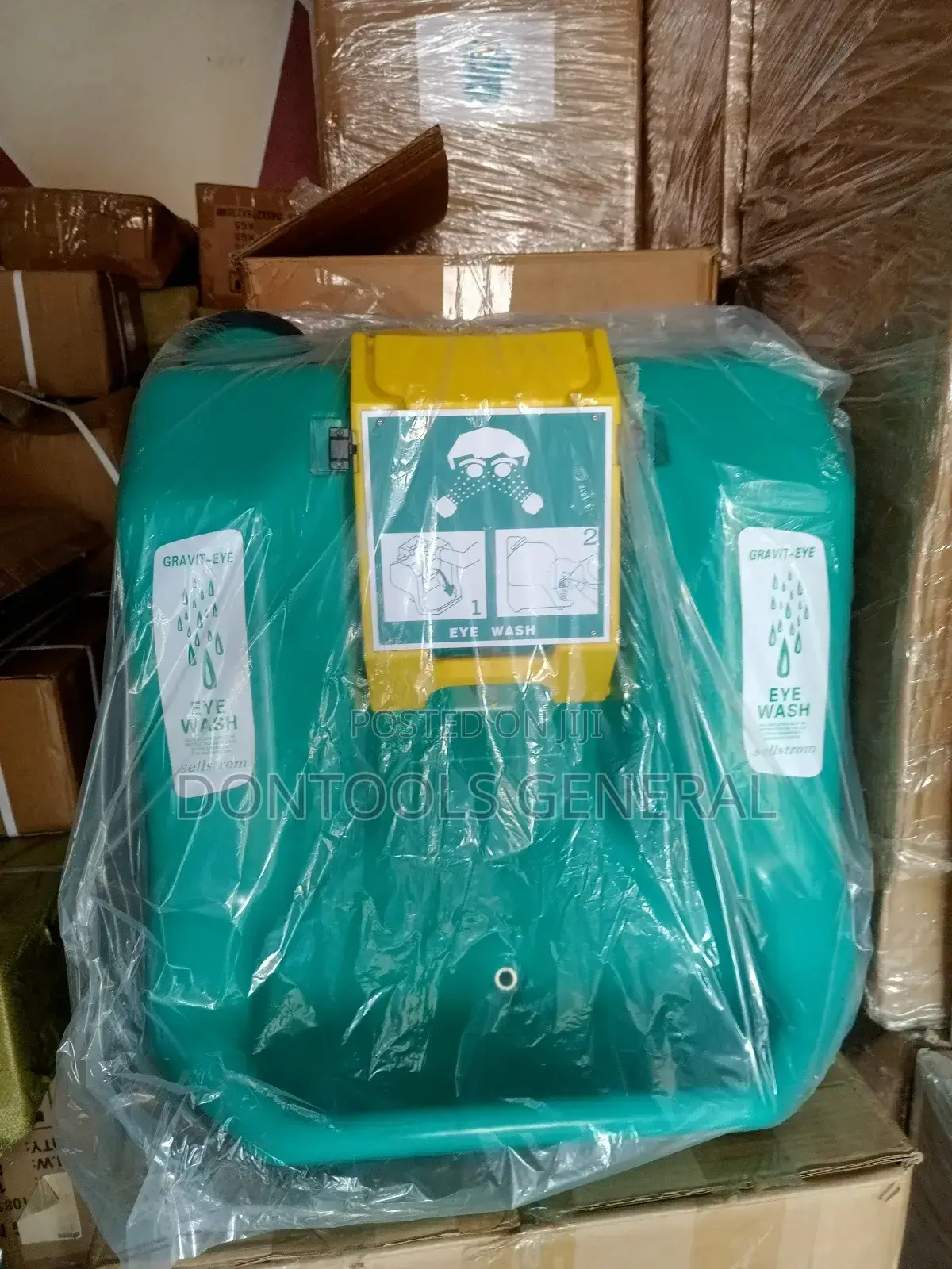 Sellstrom 16 Gallon Emergency Eyewash Station