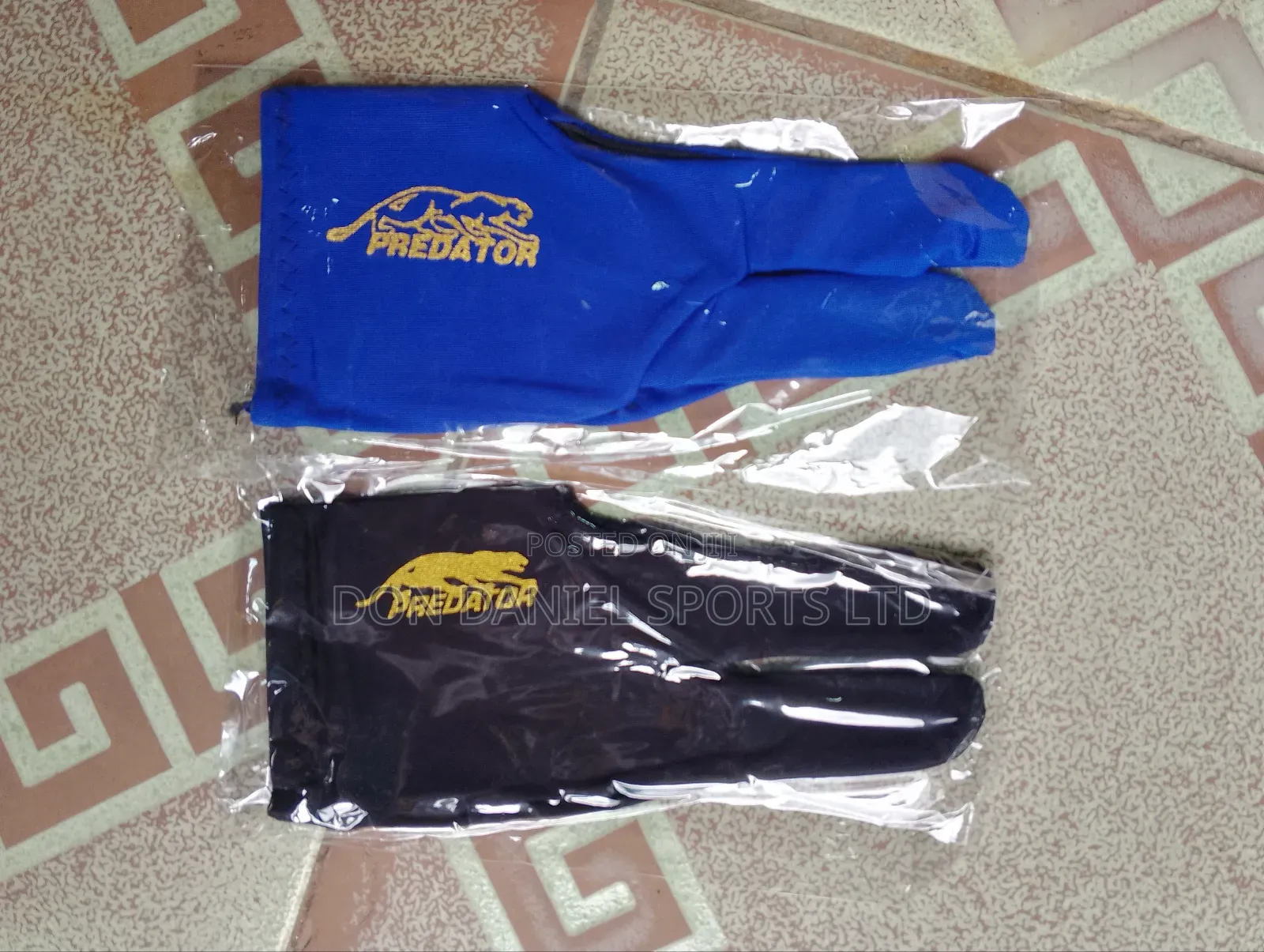 Professional Snooker Gloves