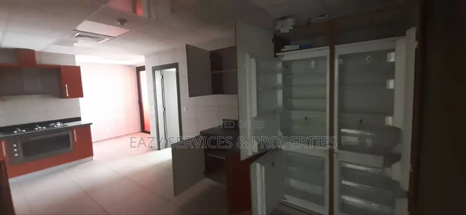 8bdrm Apartment in Ocean Parade Towers, for sale