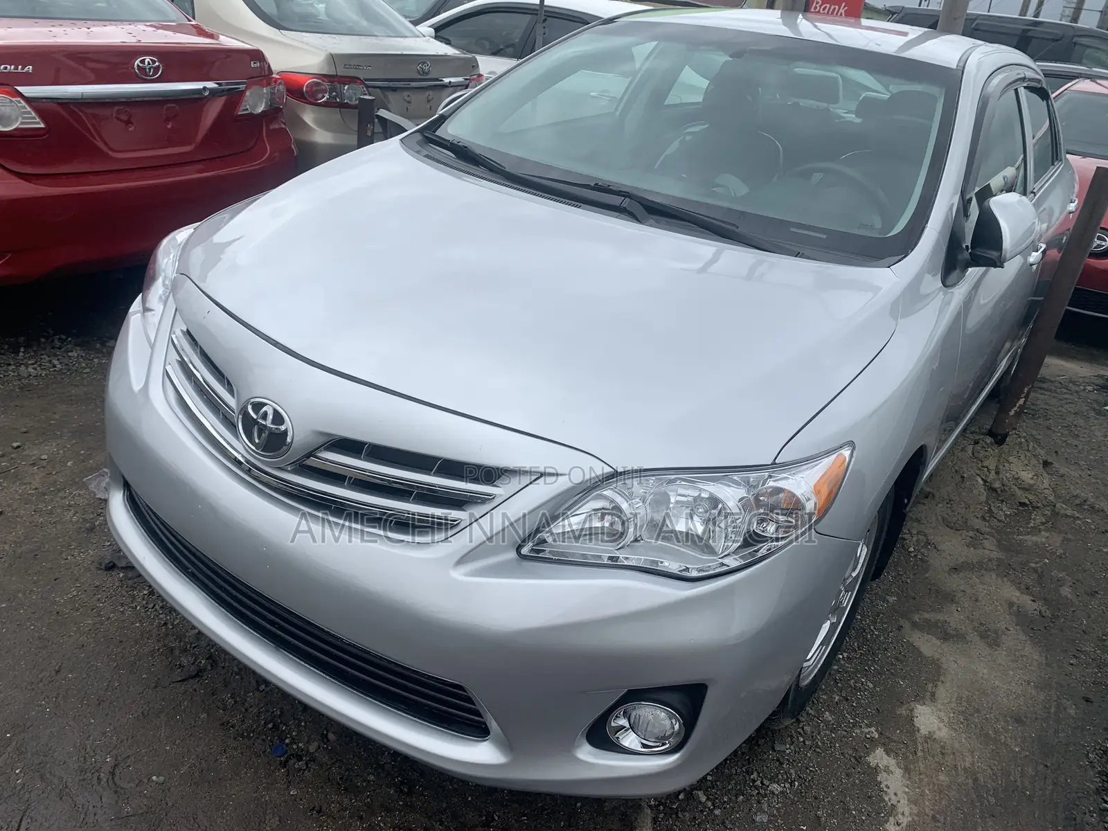Toyota Corolla LE 4dr Sedan (1.8L 4cyl 4A) 2011 Silver