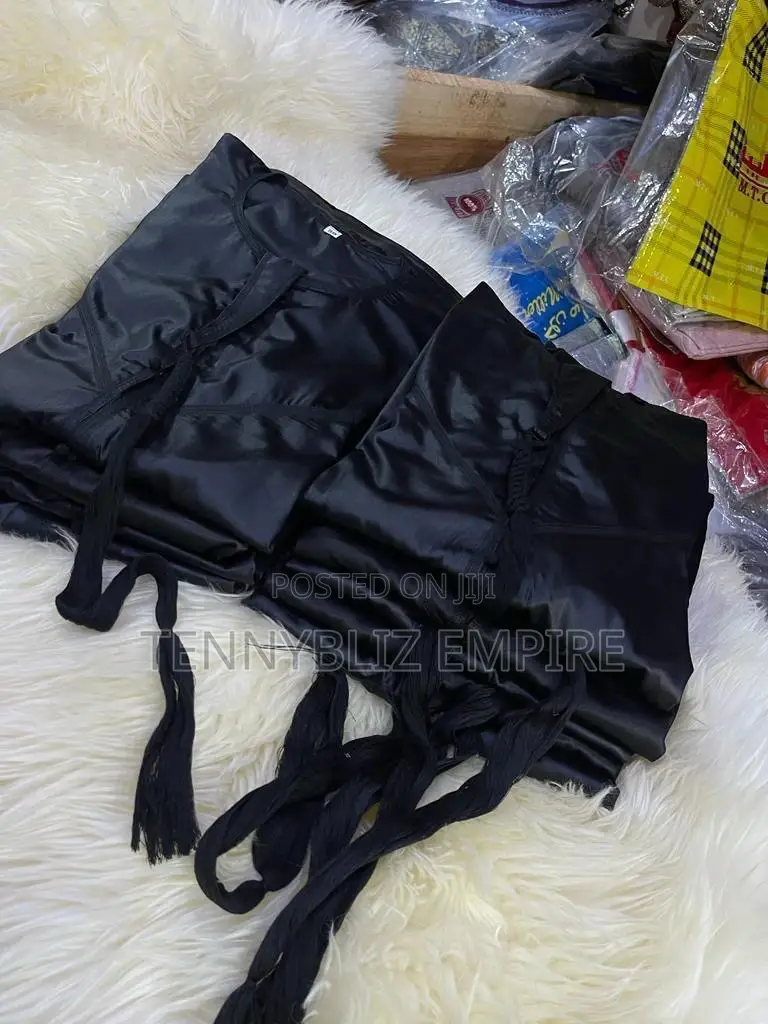 Unparalleled Quality Latest Emirates Jalabiyas