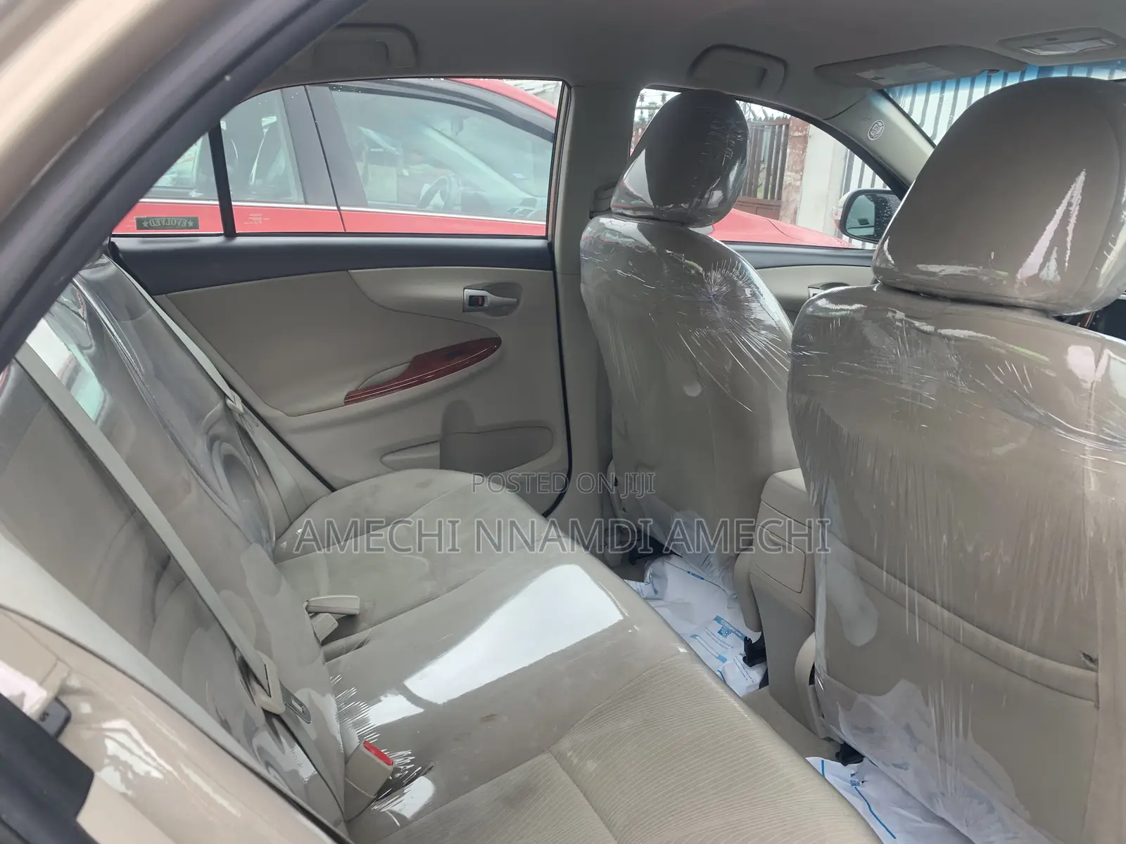 Toyota Corolla LE 4dr Sedan (1.8L 4cyl 4A) 2013 Gold
