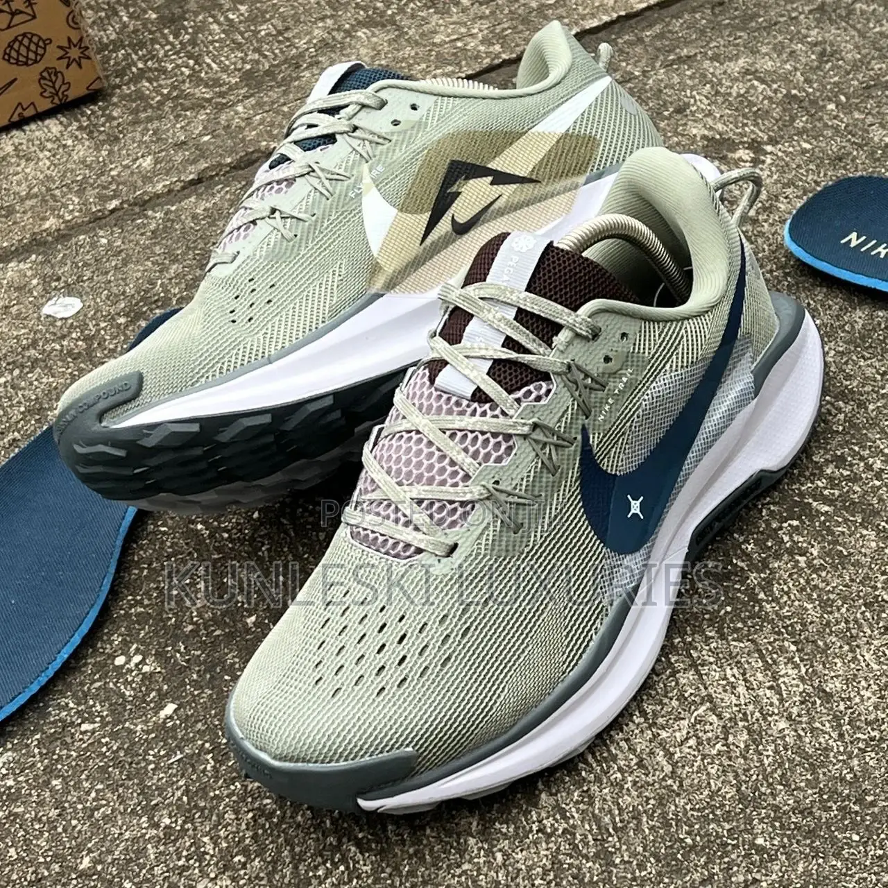 Original Nike Pegasus Trail 5 Sneakers