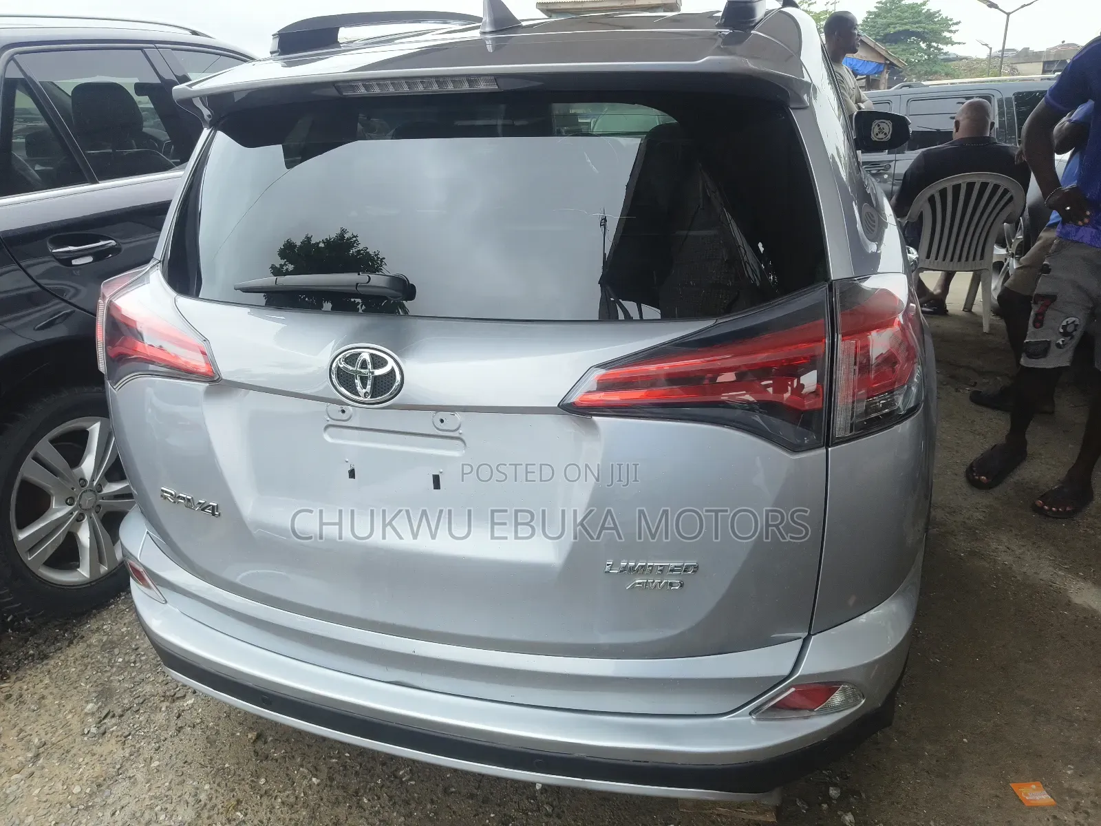 Toyota RAV4 Limited AWD (2.5L 4cyl 6A) 2017 Silver