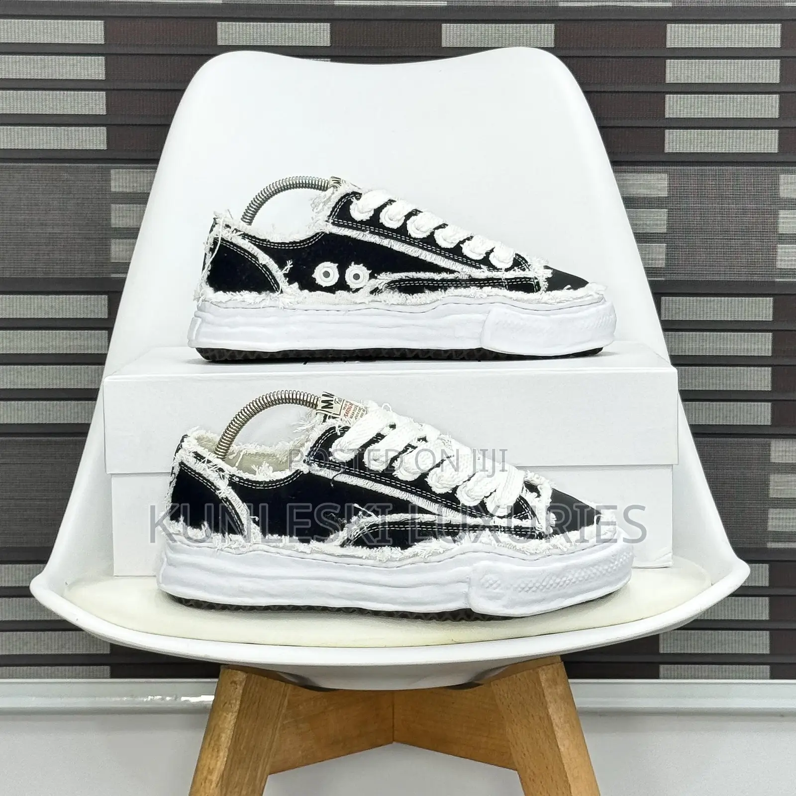 Maison Mihara Yasuhiro Peterson Og Sole Low Top Sneakers