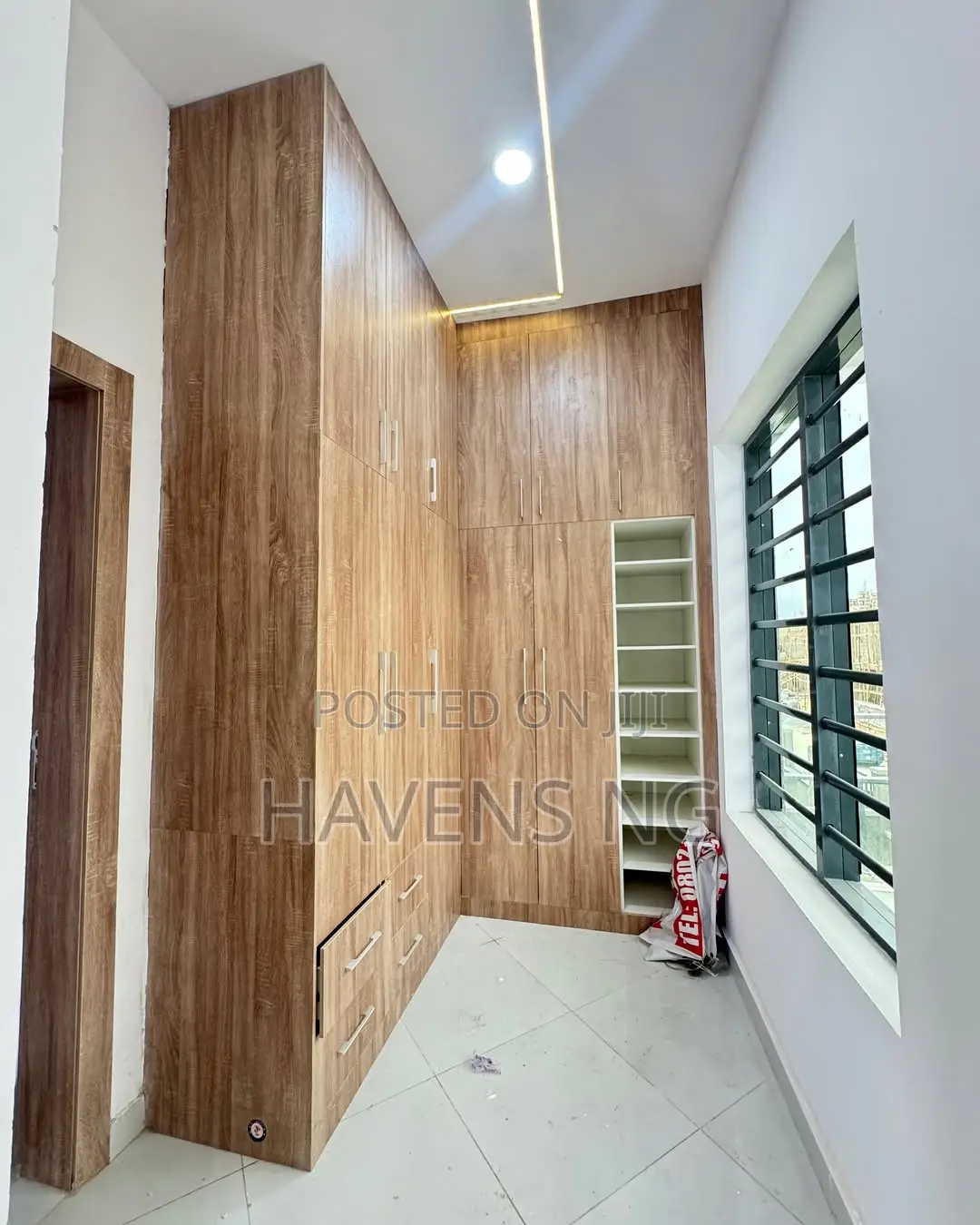 4bdrm Duplex in Ado / Ajah for sale