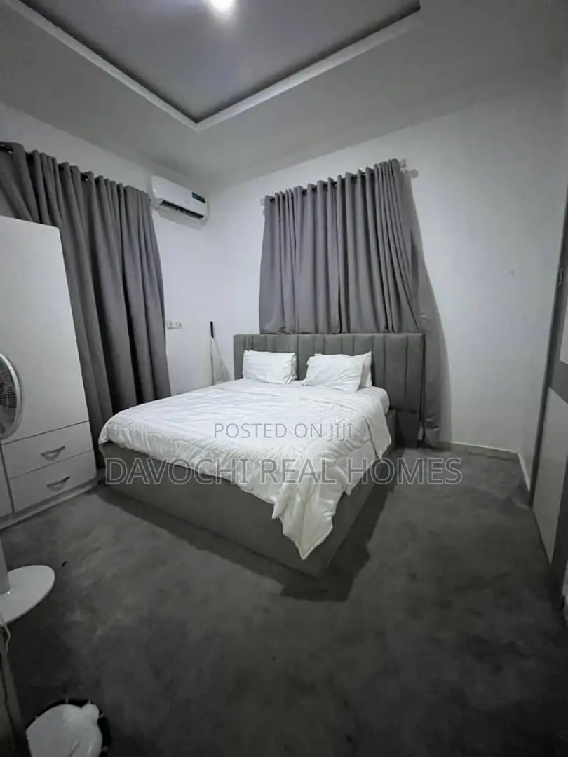 4bdrm Duplex in Oral Extension, for rent
