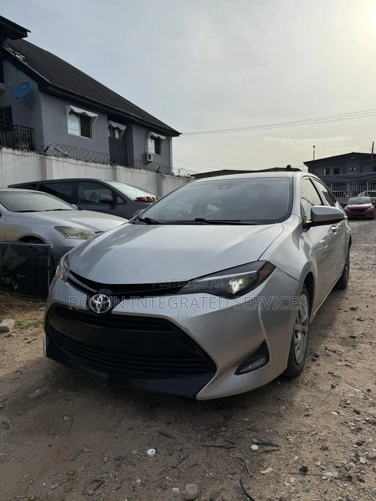 Toyota Corolla LE Eco (1.8L 4cyl 2A) 2019 Silver