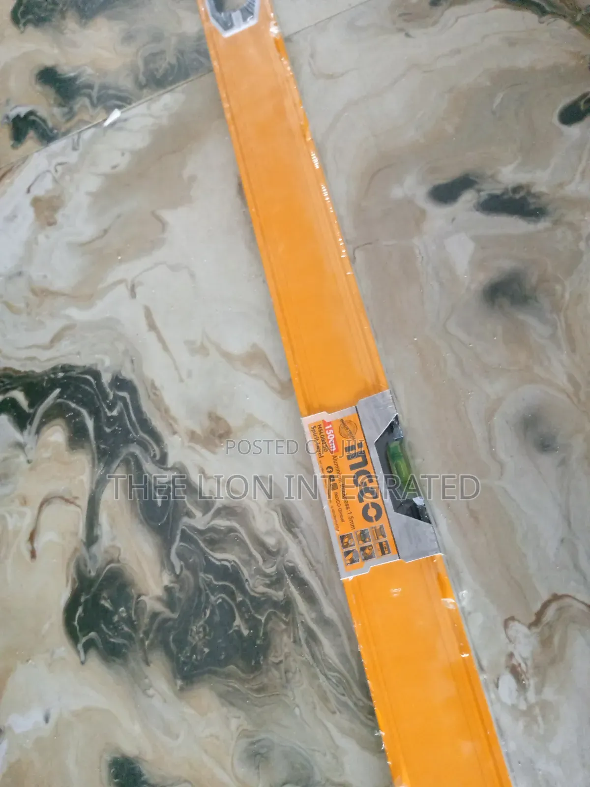Spirit Level Bar