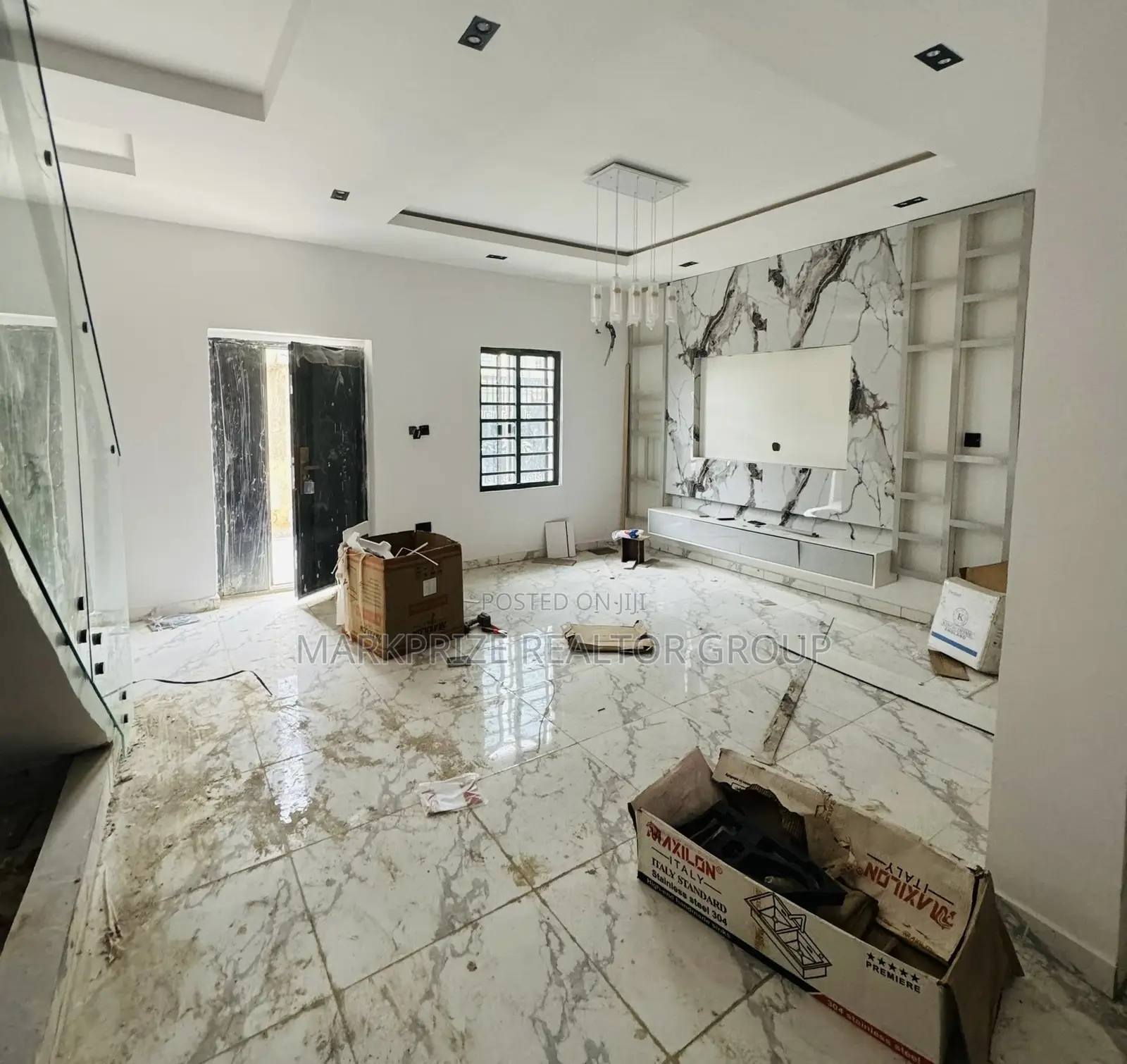 4bdrm Duplex in Ogba Lagos for sale