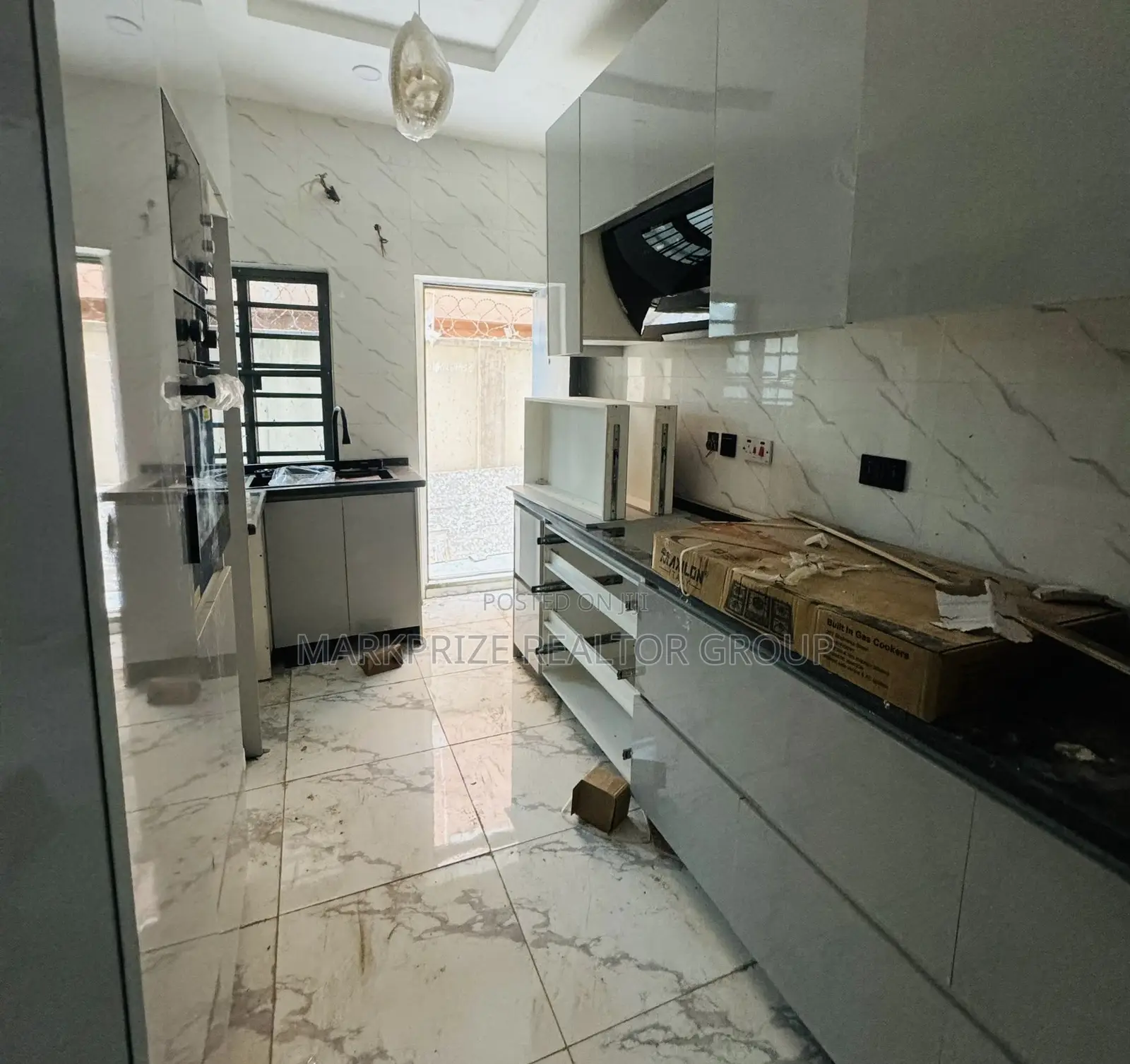 4bdrm Duplex in Ogba Lagos for sale