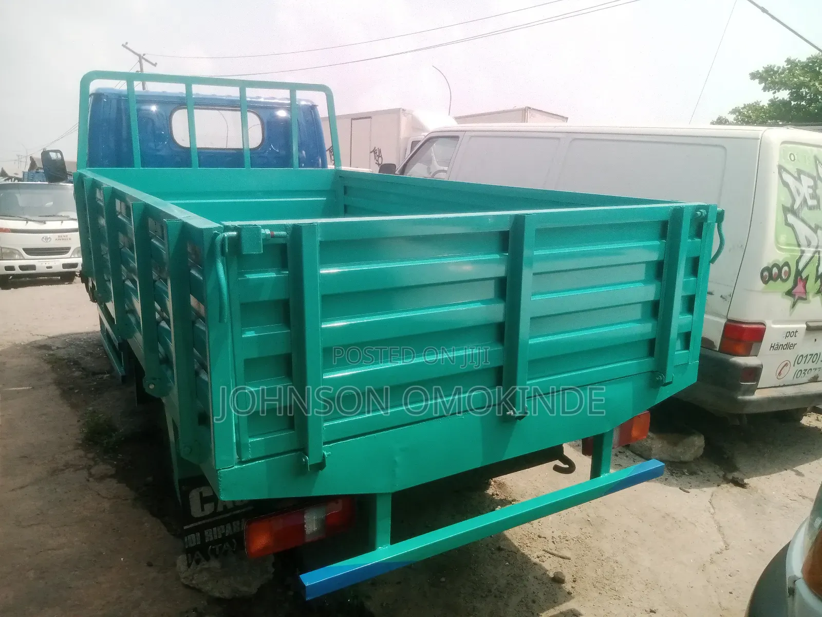Nissan Cabster