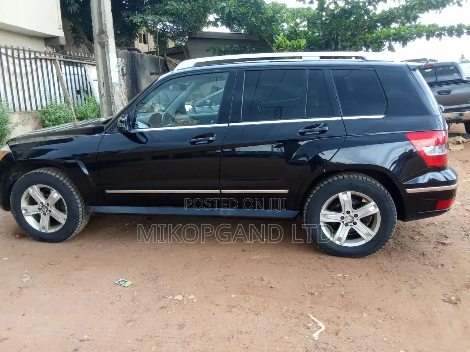 Mercedes-Benz GLK-Class 2010 Black